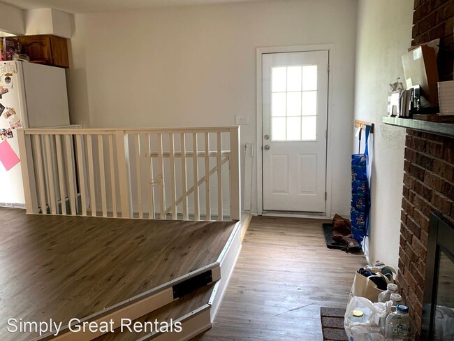 Building Photo - 3 br, 2 bath House - 562 Greenfield Pkwy