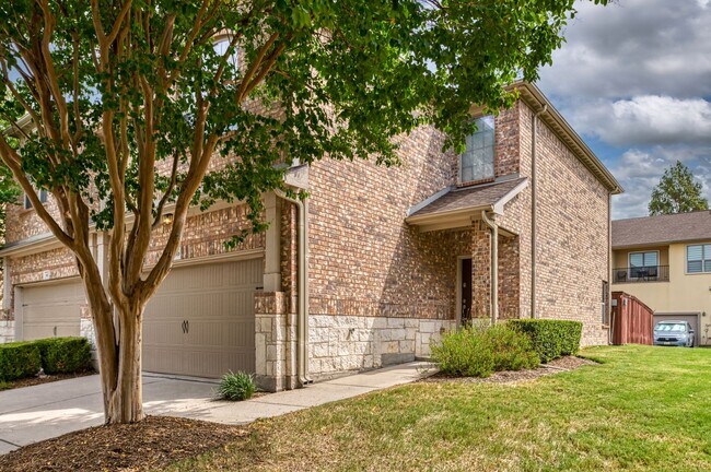 Foto del edificio - 6608 Rutherford Rd