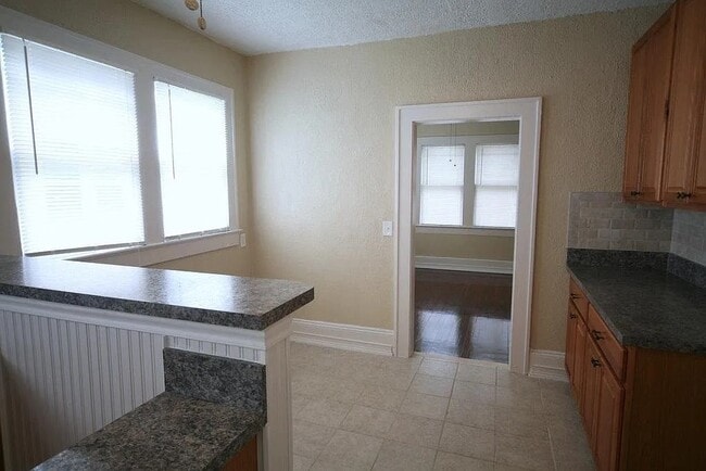 Building Photo - 4718 Ramona Blvd