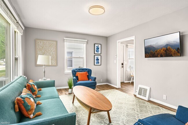 Foto del edificio - 2 br, 1 bath Duplex - 3839 Quail Avenue No...