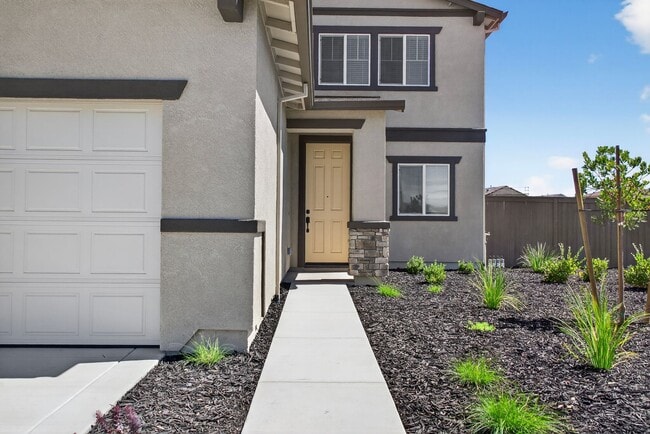 Building Photo - Brand New 4br Home - Waterways at Westlake