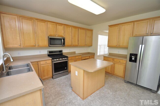 Building Photo - 7826 Clover Creek Ct
