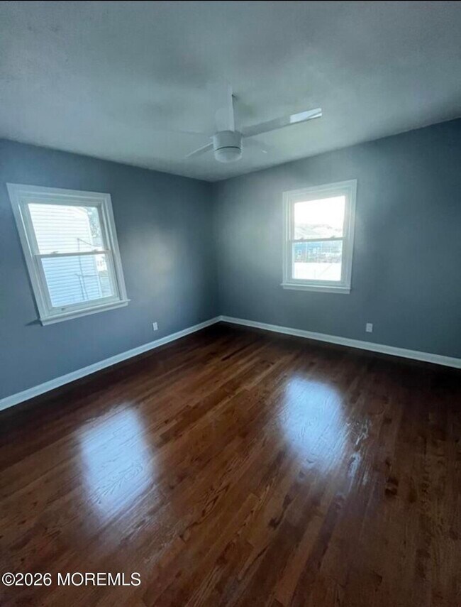 Foto del edificio - 539 Olive Pl