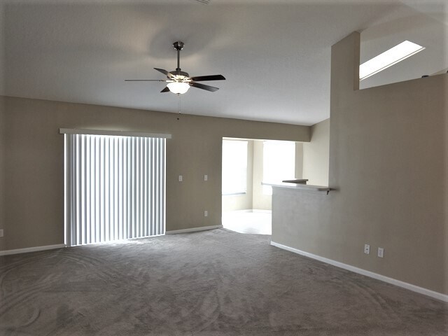 Foto del edificio - 4325 SW Athena Drive