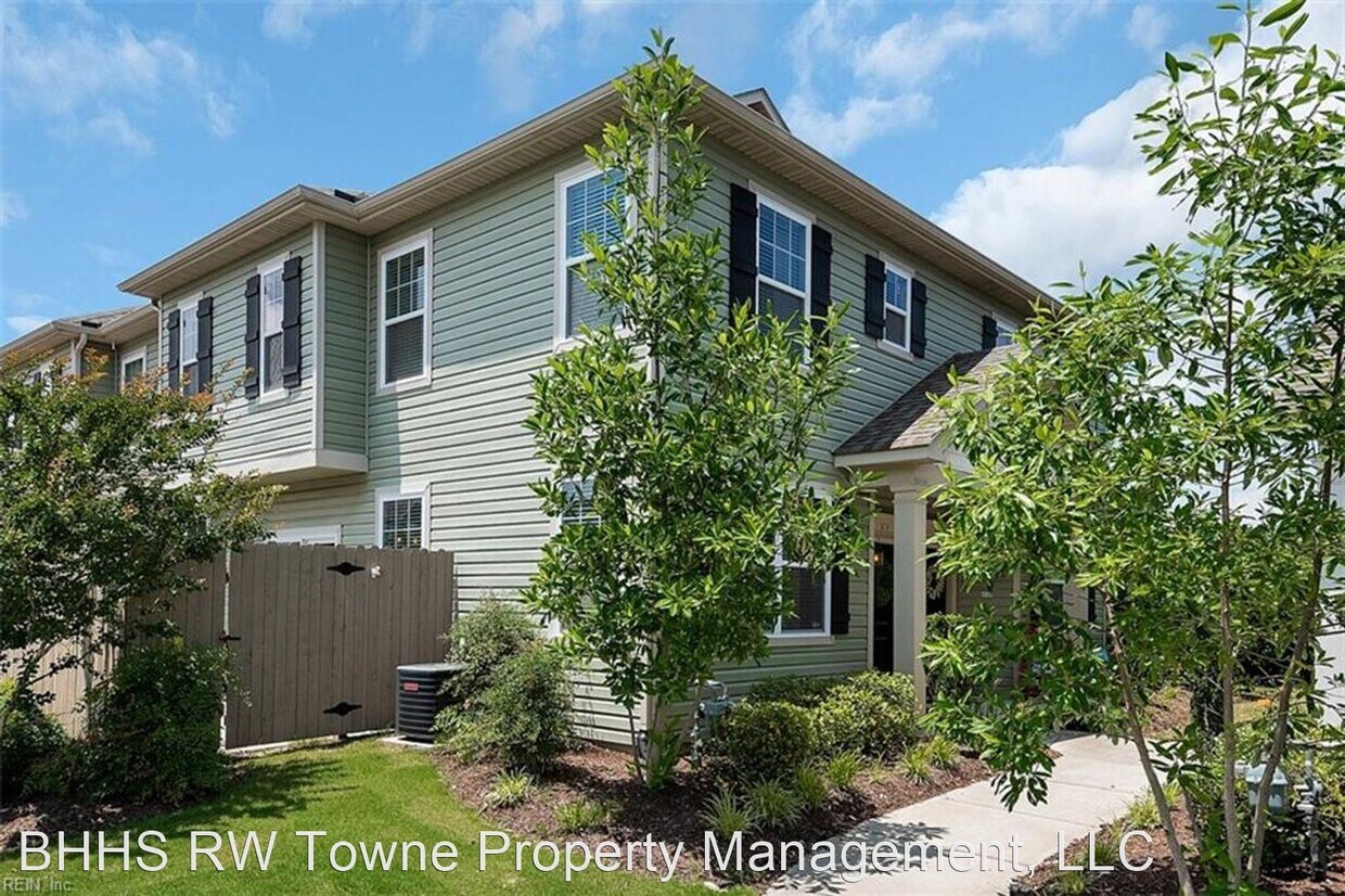 Primary Photo - 2 br, 2.5 bath House - 4128 Claredon Way