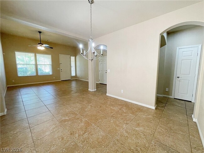 Foto del edificio - 10965 Pinion Woods Ct