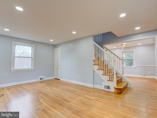 Foto del edificio - 6916 New Hampshire Ave