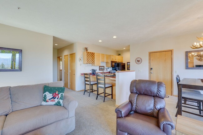 Building Photo - 91400 Ryan Gulch Rd