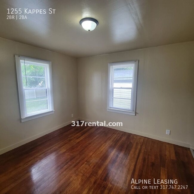 Building Photo - West Indy 2BR/2BA House w/Garage!