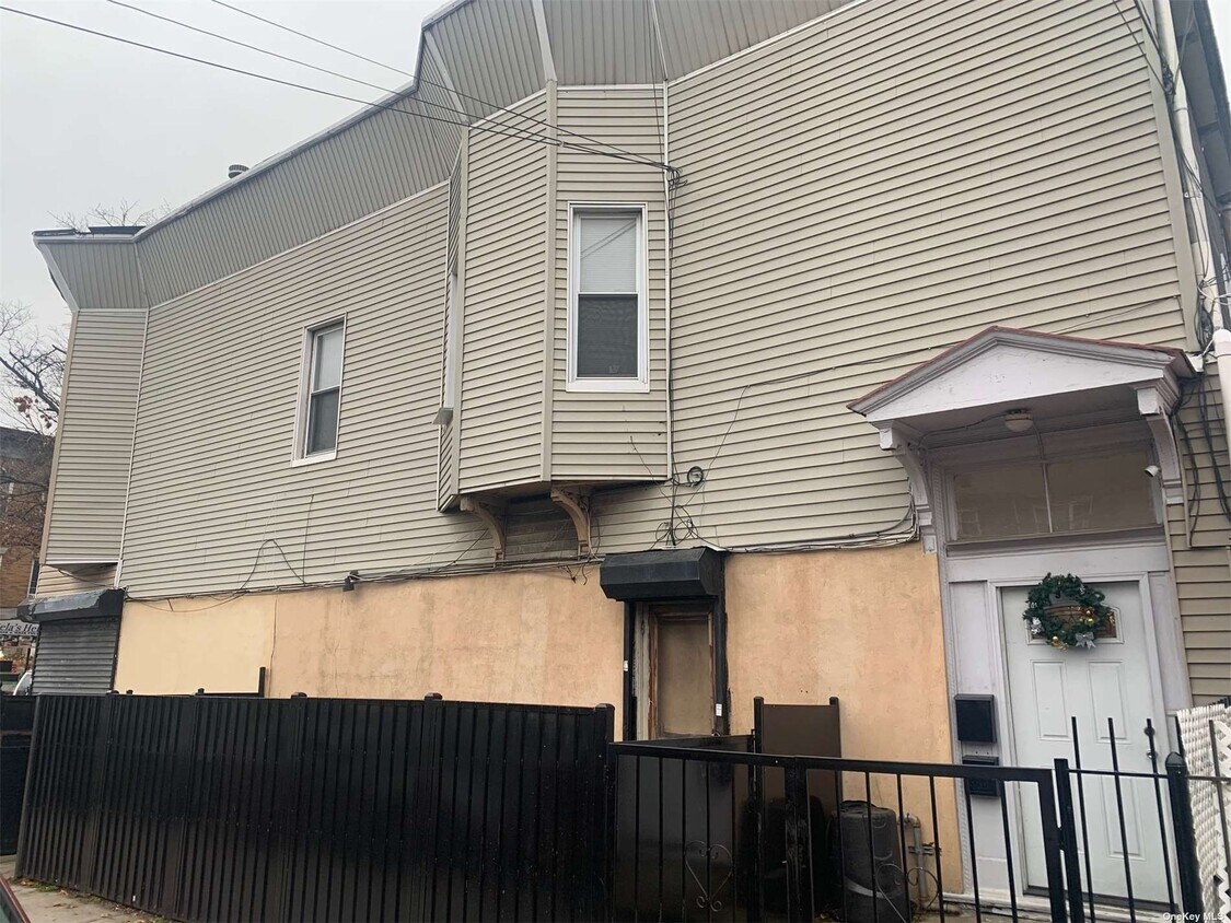 Foto principal - 119-17-119101 101st Ave