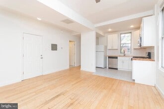 Building Photo - 4813 Chester Ave