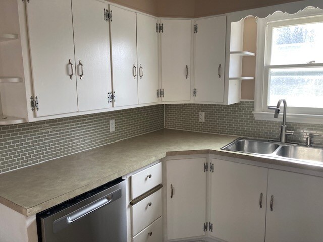 Foto del edificio - 3016 8th Ave