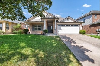 Building Photo - 2811 Checker Dr