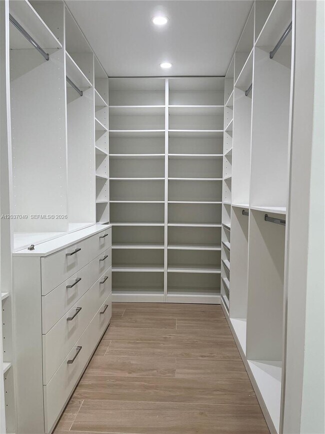 Foto del edificio - 8885 SW 76th Terrace