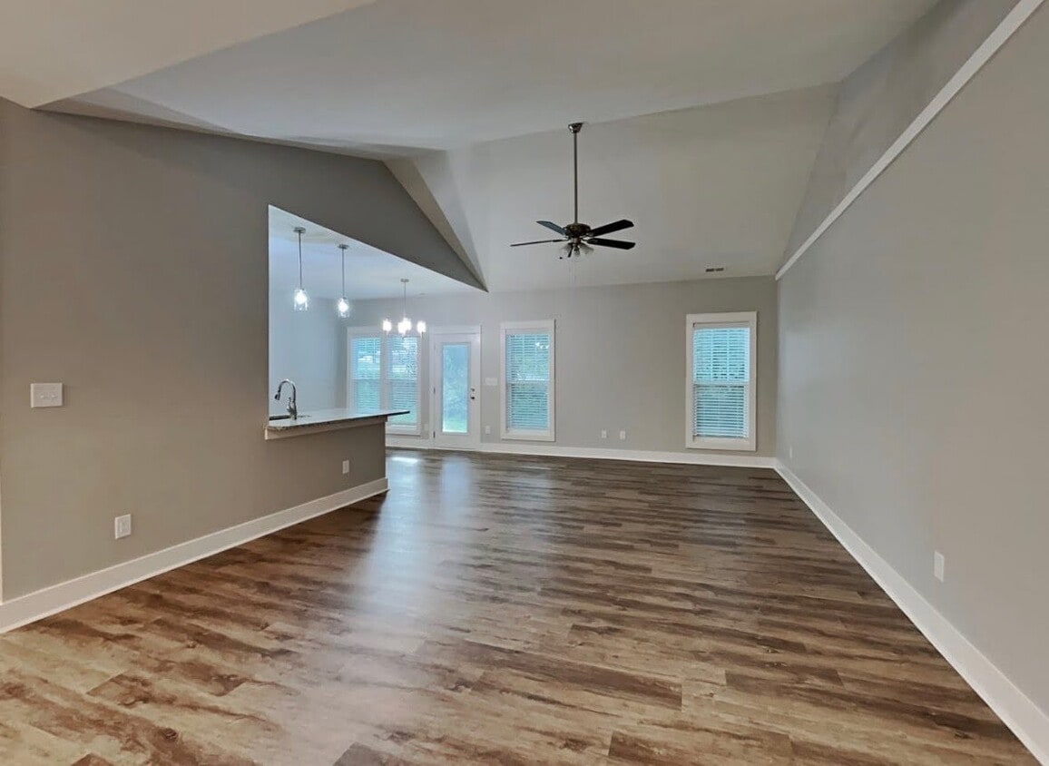 Building Photo - 271 N Toria Dr