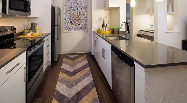 Foto del edificio - 1257 Lakeside Dr