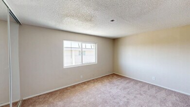 Interior Photo - Rosebeach