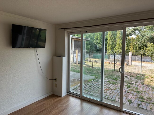 Foto del edificio - 10439 6th Ave SW