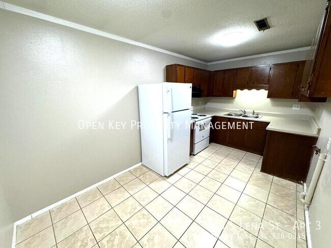 Building Photo - Cozy 2-Bedroom Apartment for Rent in Dotha...