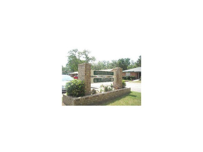 Building Photo - 213 Val Verde