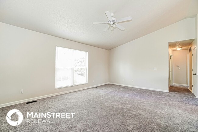 Building Photo - 5727 Sundial Dr