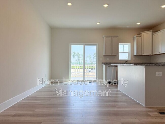Foto del edificio - 29860 Bankert Dr