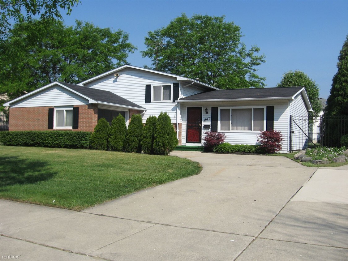 1612 Pallister St, Detroit, MI 48206 House Rental in Detroit, MI