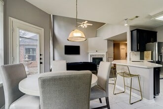Building Photo - 2222 Keeran Point Ct