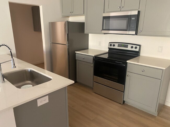 Foto del edificio - 5723 Kemper St