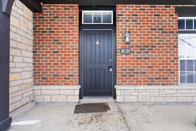 Foto del edificio - 6021 Craughwell Ln