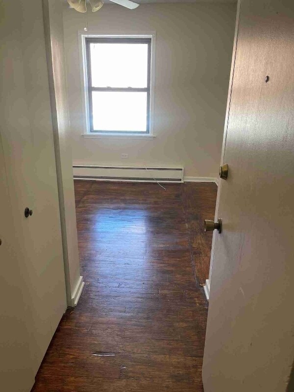 Primary Photo - 540 Crescent Blvd