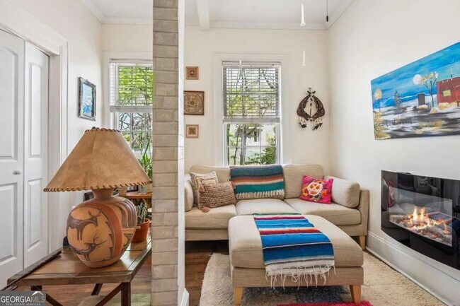 Foto del edificio - 737 Barnett St NE