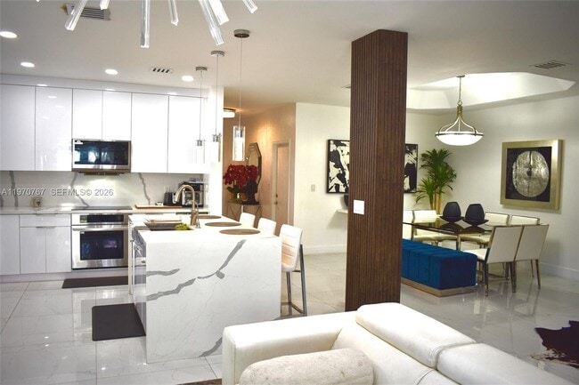 Building Photo - 6763 NW 107th Pl