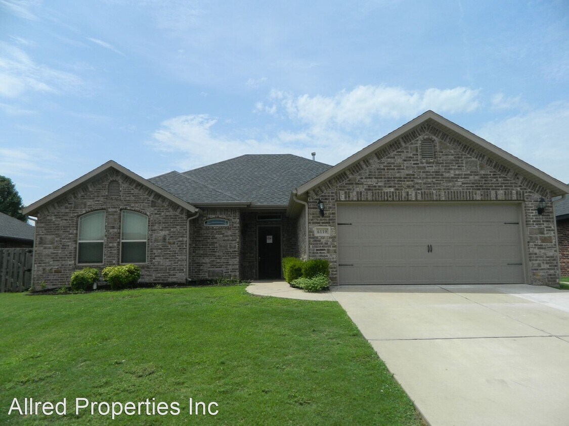 Primary Photo - 3 br, 2 bath House - 6110 S. 38th St.