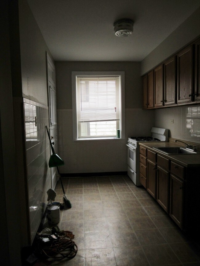 Foto del edificio - 6700 N Greenview Ave