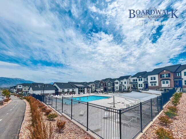 Foto del edificio - Spacious 3 bed in Quiet Community