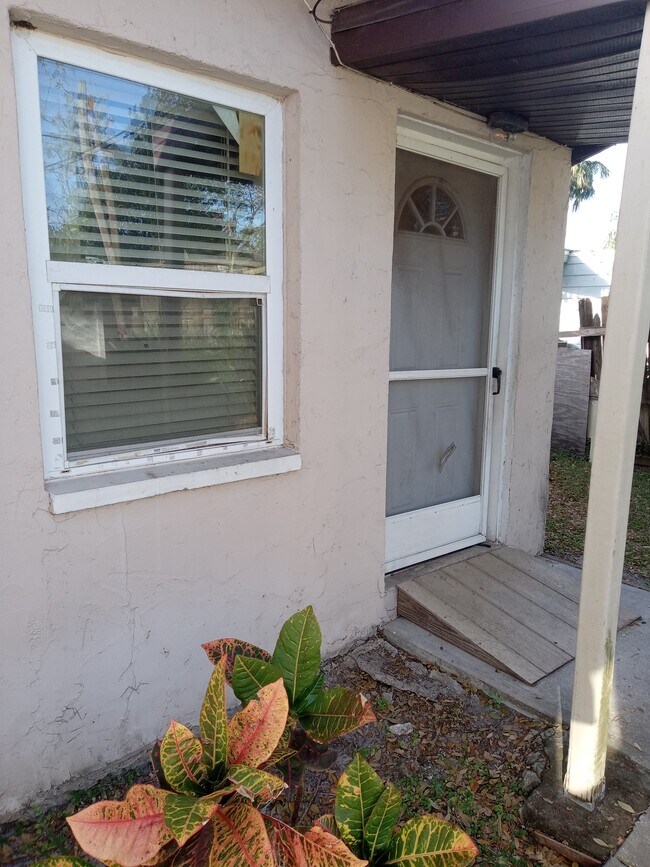 Foto del edificio - 3517 W Ballast Point Blvd