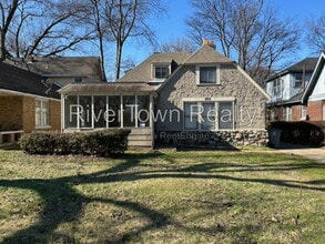 Building Photo - 899 N Avalon St