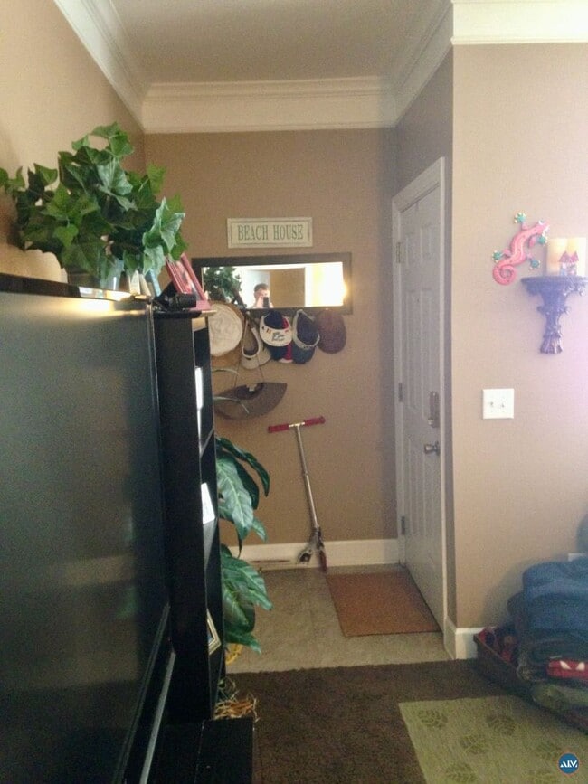 Building Photo - First Floor 2BR 2BA North End Summerfield $2,200  - Available June 18