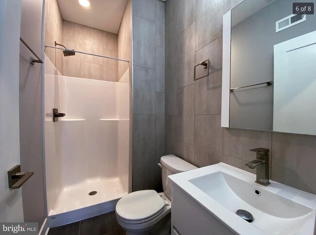 Foto del edificio - 3817 Wallace St