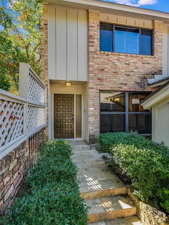 Building Photo - 8347 Summerwood Dr