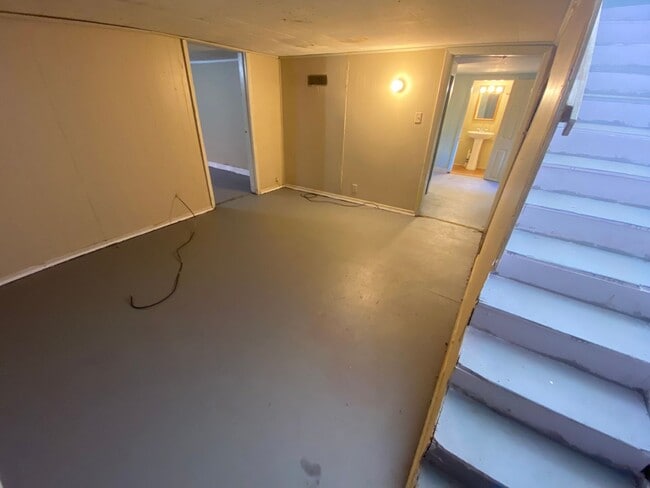 Building Photo - Tarrant