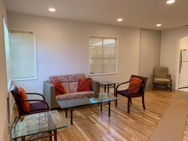 Foto del edificio - 17351 Bullock St