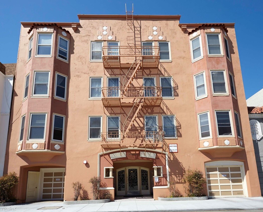 Primary Photo - 1660 Bay St