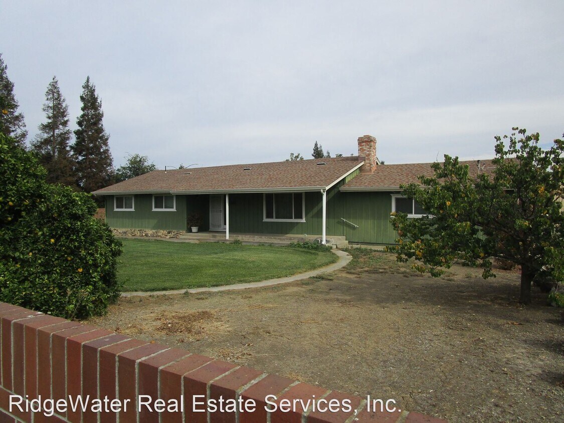 Foto principal - 3 br, 2 bath House - 1350 Minnesota Ave