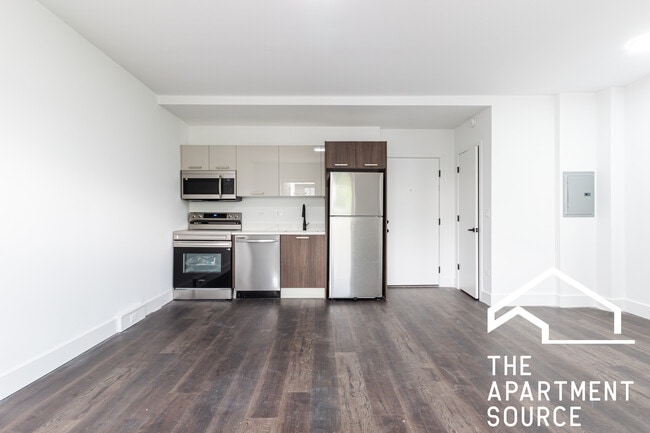 Photo - 1555 W Hollywood Ave Apartment