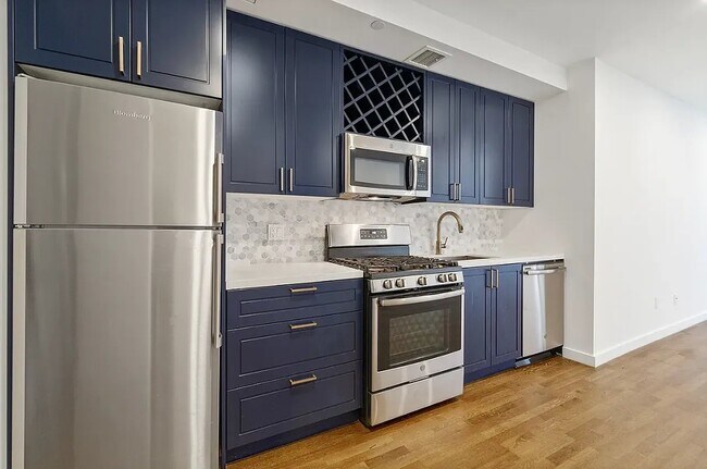 Building Photo - 41-32 27TH ST.