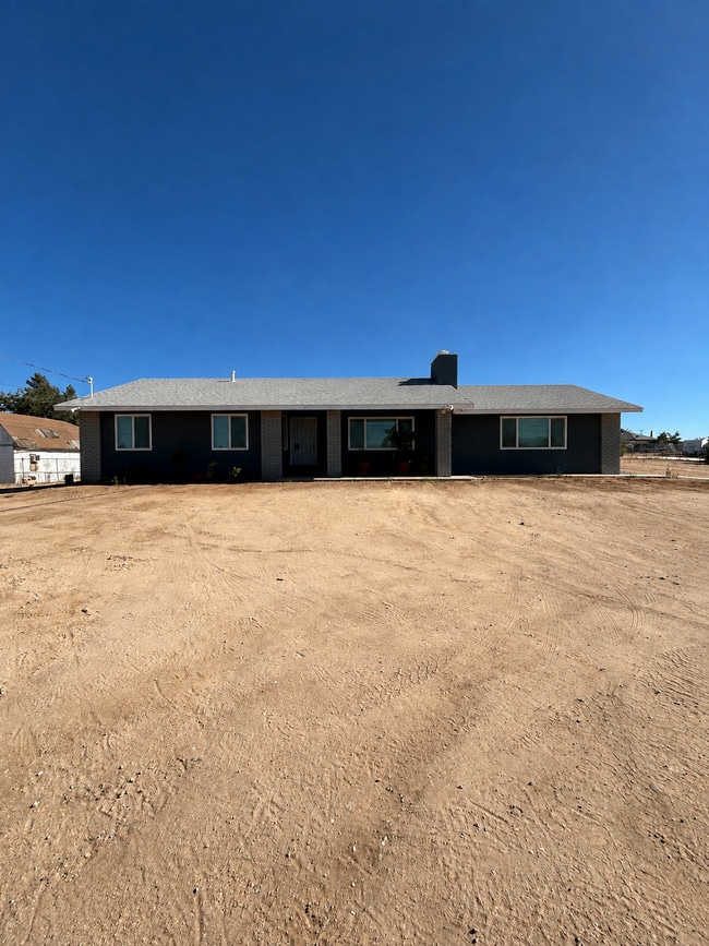 Building Photo - 17821 Lemon St