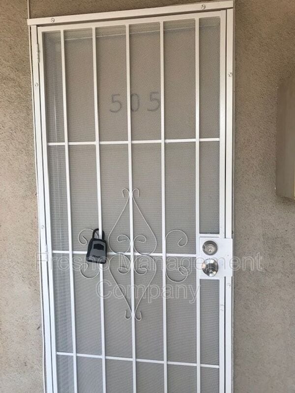 505 E Barstow Ave, Fresno, CA 93710 Condo for Rent in Fresno, CA