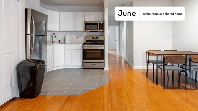 Foto del edificio - Room in Shared 4 bed/2 bath home in Flatbush
